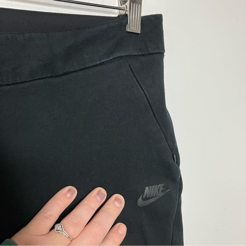 Nike ankle cropped knit pants‎ size 12